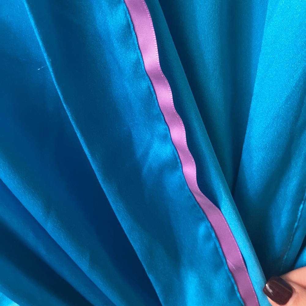 VICTORIA SECRET ROBE SIZE S/M - Picture 3 of 4